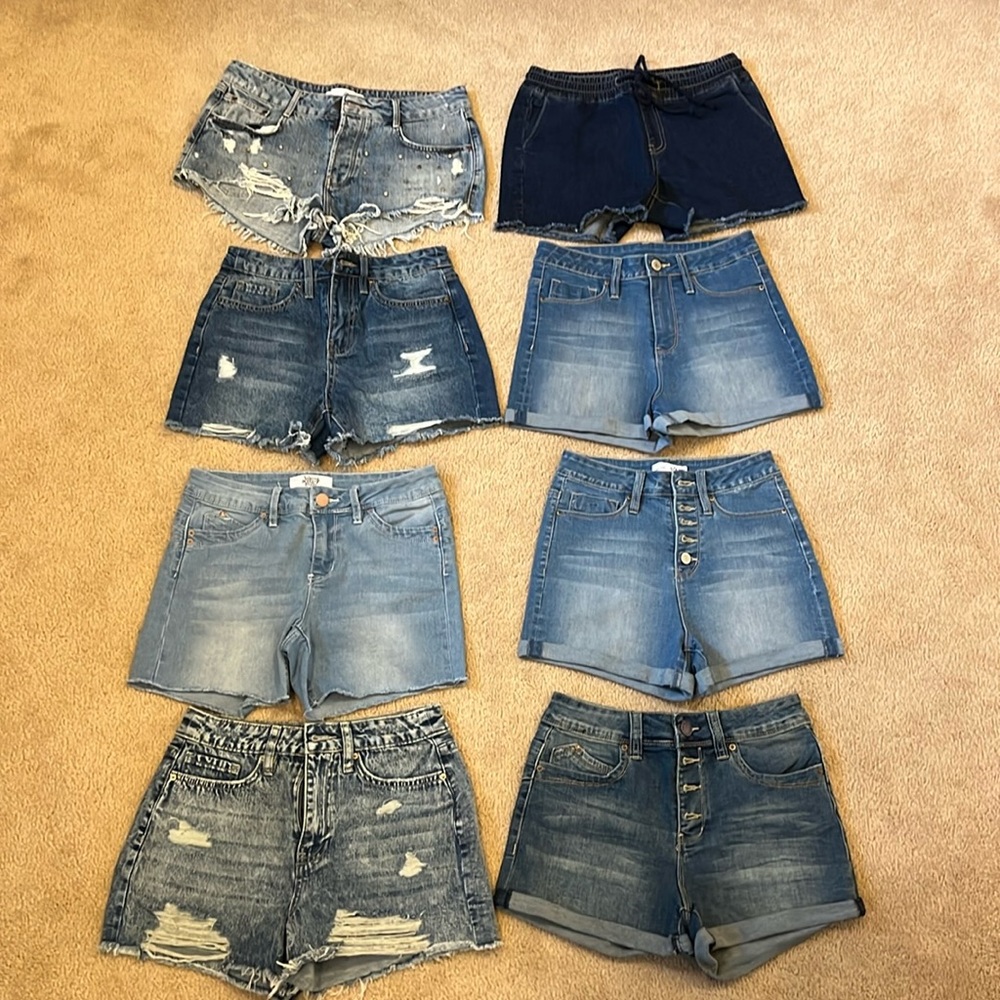 8 denim shorts for $19